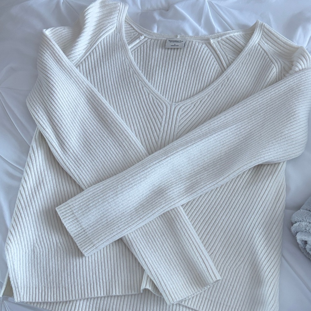 Abercrombie Ribbed Sweater